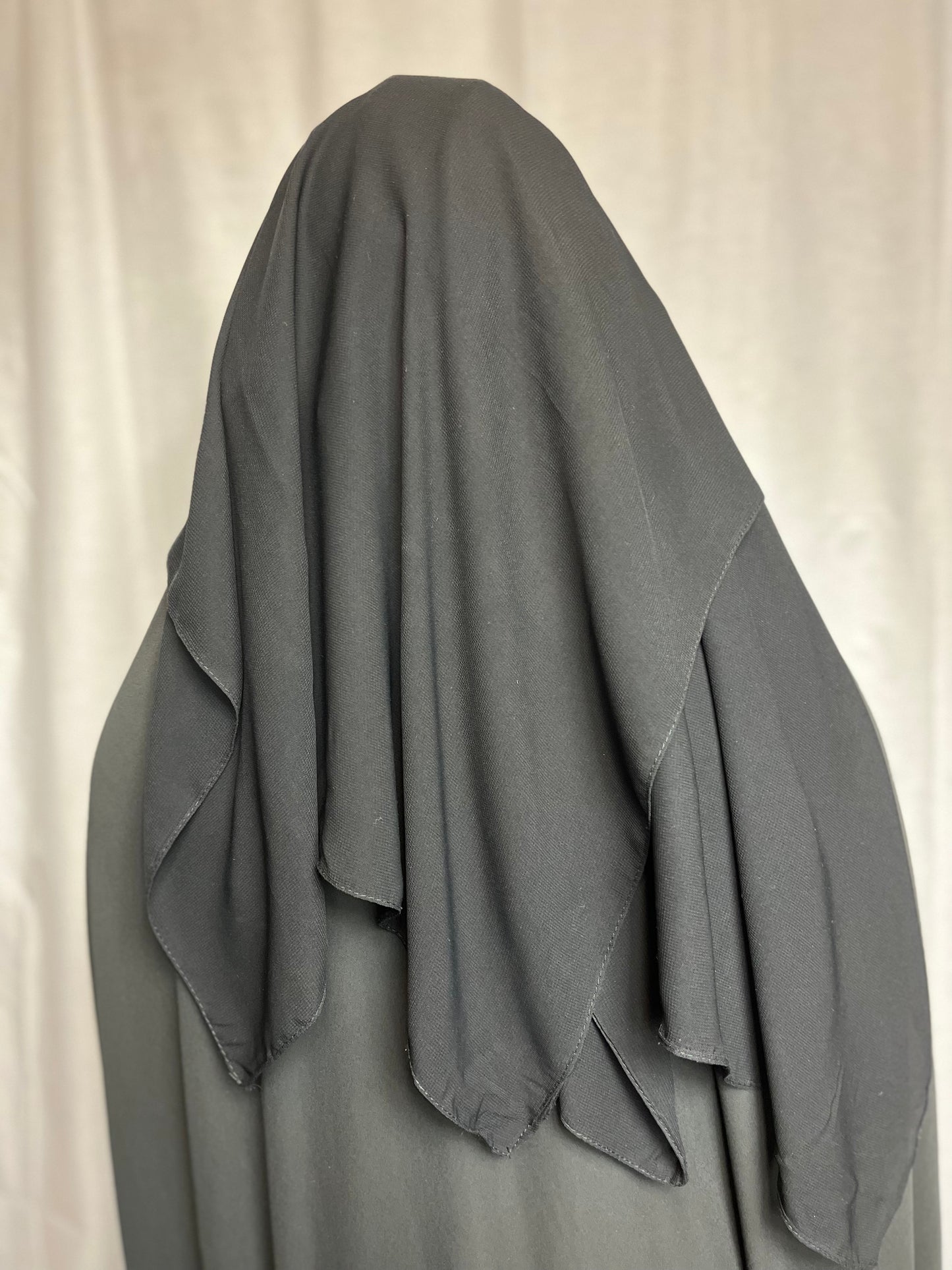 Large Niqab | 3 Layered Noise String: cream & grey