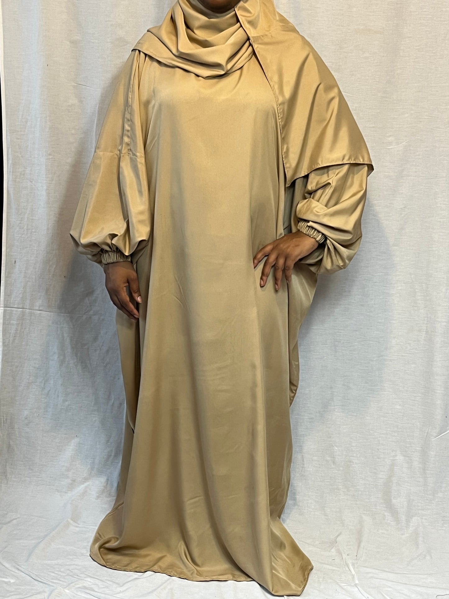 Prayer Garment | Manara